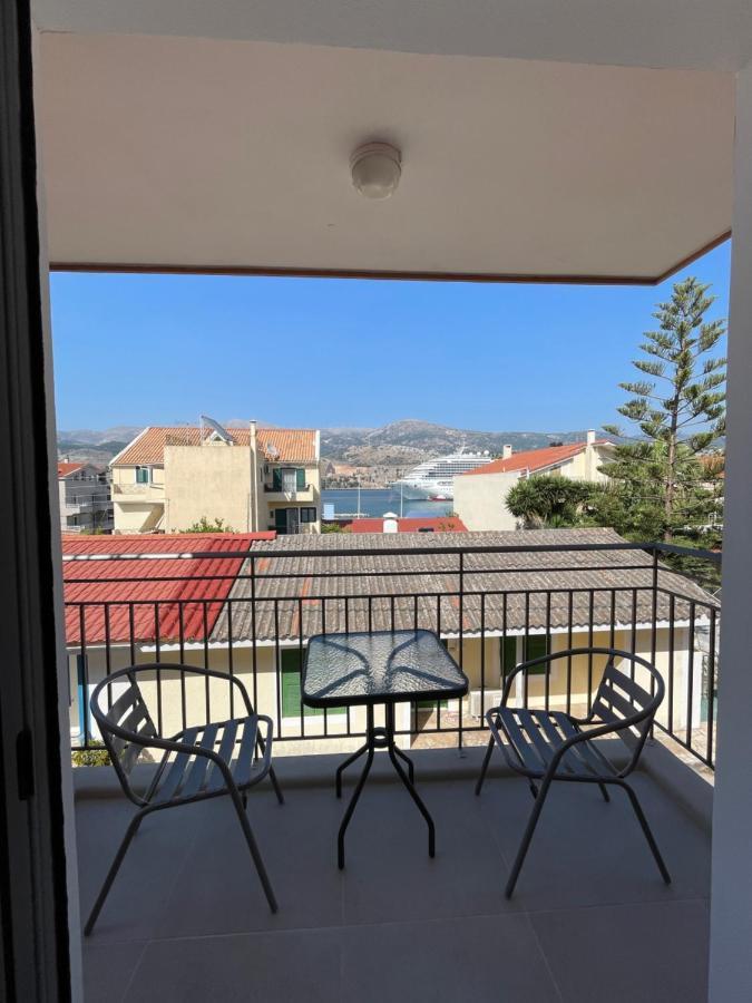 Arian Apartments Argostoli  Esterno foto