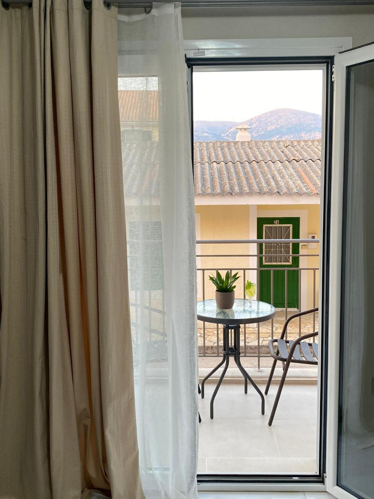 Arian Apartments Argostoli  Esterno foto